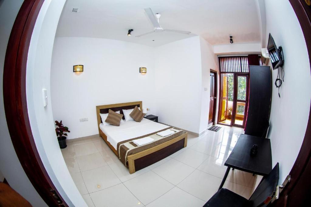נגומבו Hotel Blue Bird מראה חיצוני תמונה